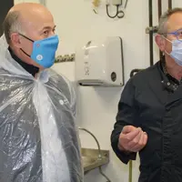 Emmanuel Ferrand, conseiller régional Auvergne Rhône-Alpes, président de la commission agricole, viticole et produit du terroir,  aux côtés de Daniel