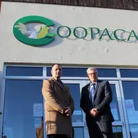 Jérôme Vandewalle et Yves Courrier, président et directeur de Coopaca