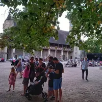 Ils étaient des centaines de personnes à s’être rendu, le 6 août dernier, sur l’esplanade du château des ducs de Bourbon, à Montluçon, pour déguster u