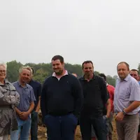 Visite de terrain de la préfecture et de la DDT avec la profession.