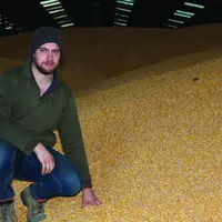 Paul-Édouard Perichon s’est enfin lancé dans la vie professionnelle et récolte désormais les premiers fruits de son travail sur le domaine de la Queun