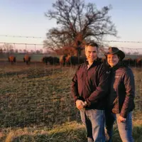 Christel et Matthieu Peron à la tête de l'EARL « Bisons d'Auvergne ».