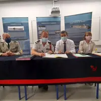 Signature de la convention de partenariat officialisant la création de la classe défense et sécurité globale « Casabianca » entre le capitaine de frég