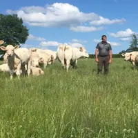 Thierry Préaud : « avec le pâturage tournant, j’ai diminué la consommation d’aliment de 90 kg par broutard entre la mise à l’herbe et la vente, sans d