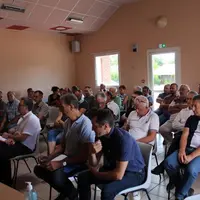 Les trois réunions ont été suivies par un nombreux public. Ici à Jaligny-sur-Besbre.