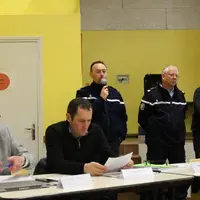 Les gendarmes de Moulins sont intervenus devant l'Assemblée afin d'évoquer la sécurité sur les exploitations agricole.