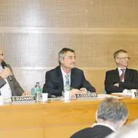 La session Chambre d’agriculture d’Auvergne s’est tenue mardi 24 mars autour de Gilbert Guignand, président, et Alain Coquemer, directeur.
