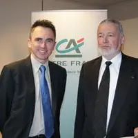 Pierre-Yves Godard, directeur commercial Centre et Michel Thouly, 
président de la Caisse départementale de Crédit Agricole du Puy-de-Dôme.