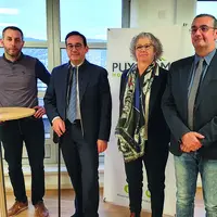 De gauche à droite : Baptiste Arnaud, 1er vice-président de la Chambre d'agriculture 63 ; Lionel Chauvin, président du Département ; Martine Bony, vic