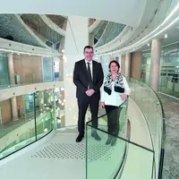 Frédéric Baraut et Chantal Debost, respectivement directeur général et présidente du Crédit Agricole Centre France, dans les locaux du siège.