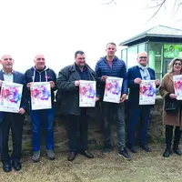 De gauche à droite : Gilles Da Costa, adjoint au sport, Laurent Mansot, président du SCB, Jean-François Besson, Directeur EPLEFPA Brioude-Bonnefont /