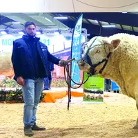 Clément Mazet vient d’être élu vice-président de l’EDE 63 cumulant ainsi avec sa fonction de président de Conseil Élevage bovin viande.