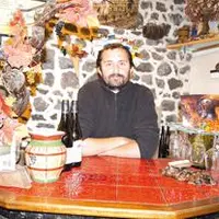 Stéphane Bonjean est accueillant à la ferme depuis 1990 et profite de son adhésion à l’association pour faire découvrir ses vins et les produits de se