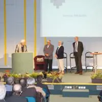 Henri Cotte, agriculteur à la retraite, a reçu lors de l’assemblée générale, la médaille du mérite agricole des mains de Jean-Paul Guérin, président d