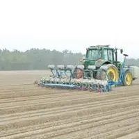 Les semis de betterave accusent quelques retards suite aux conditions climatiques.