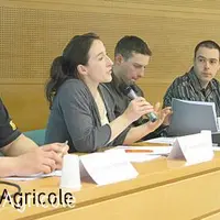 De gauche à droite : Cédric Monier, secrétaire général des JA du Puy-de-Dôme, Delphine Mallet, administratice JA national, Patrick Levet, président de
