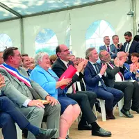 L'AMRF tenait son 50e congrès à Villevallier  dans l'Yonne, en présence d’une délégation du Gouvernement emmenée par le Premier ministre.