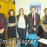 Les représentants des Centres d’information Europe Direct d’Auver-gne : de gauche à droite : Alain Marty (63), Anne Gaëlle Morice (03), Emilie Wagner
