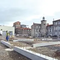 Dans le cadre de la réfection de l’entrée du site, un bâtiment de 500 m² labélisé HQE (haute qualité environnementale) est en cours de construction.