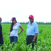 En 2013 Limagrain organisait un déplacement en Ukraine avec ses adhérents afin de rencontrer les producteurs locaux de maïs et de tournesol.