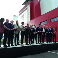 Le 8 septembre, la coopérative a inauguré son nouveau moulin dans la plaine de Saint-Ignat, en présence de nombreuses personnalités politiques locales