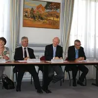 Annie Chevaldonné vice-présidente du Conseil général du Puy-de-Dôme, Jacques-Bernard Magner vice-président du Conseil régional d'Auvergne, Patrick Sté