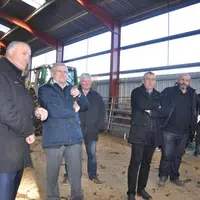 Michel Dantins aux côtés des responsables agricoles du Massif central.