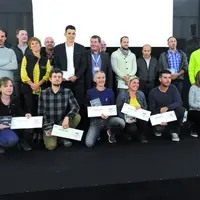 Les 11 lauréats ont reçu un chèque de 2000 EUR pour récompenser leur audace. «Dans un monde où la communication négative prime, je suis heureux que la