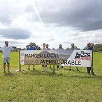 FNSEA et JA déploient des banderoles aux abords des axes routiers du Puy-de-Dôme.