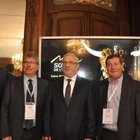 Les organisateurs du Sommet de l'élevage aux côtés des représentants turcs.