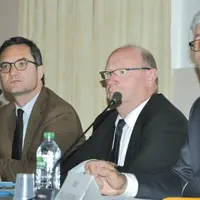 Régis Chaucheprat, au premier plan, aux côtés d’Eric Lainé, président de la CGB, de Pierre-Emmanuel Bois, directeur et de Julien Cautier, vice-pr