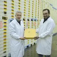 Didier Thuaire (à gauche), directeur de la SFL et Éric Germain, producteur de la marque MontLait réunis autour d’une bonne raclette pour une recette p