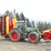 Le groupe de fauche devient l’équipement indispensable aux Cuma du département où sa rapidité et ses qualités de travail ne sont plus à démontrer.