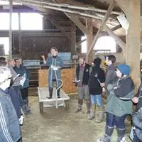 Au Gaec des Violettes, la qualité du lait et la sélection des animaux ont été au cœur des discussions.