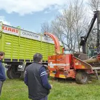 Lors de la journée Cuma à Arlanc, la Cuma des Deux Rochers a réalisé une démonstration avec son matériel pour témoigner de la rapidité et de l’efficac