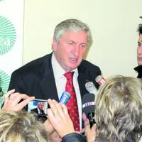 Jean-Michel Lemétayer était président de la FNSEA, le syndicat agricole majoritaire depuis 2001. Il quittera cette place le 16 décembre 2010.