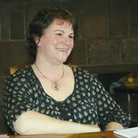 Annick Bertin, en Earl avec Roland son époux à Condat-en-Combrailles, conduit un troupeau de vaches charolaises sur 145 ha de prairies naturelle et te