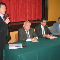 A l’initiative de Jean-Marc Boyer, Joseph Daul et Jean-Pierre Audy ont visité une exploitation avant la tenue de la conférence. L’occasion pour le con