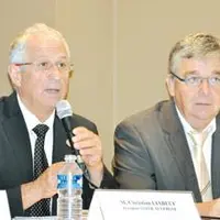 Christian Liabeuf et Gilbert Allard, président et directeur de la Safer Auvergne.