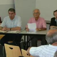 De gauche à droite : Patrick Trillon, président du Syndicat des irrigants individuels 63, Max Girard, secrétaire de l’ADIRA et Jean-Louis Laurent, vic