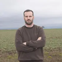 « Ce qui nous sauve, c’est que nous n’avons pas tous nos œufs dans le même panier ». Matthieu Trillon cultive 96 hectares de céréales, de pommes de te