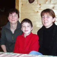 Nathalie Mouchard (au centre Grégoire son fils), et Séverine Dassaud ont eu connaissance du stage sur la valeur ajoutée proposé par l'Agfa, dans les c