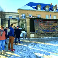 « Les promesses sont à sec », les agriculteurs puydômois ont manifesté devant les sous-préfecture d’Issoire, de Thiers et d’Ambert ce mardi 13 décembr