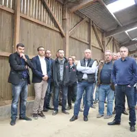 Les responsables syndicaux se sont retrouvés mardi en début d’après-midi sur l’exploitation du Gaec de la Tour.