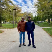 Roman Gorobets et son frère Andrii entendent rester sur leurs terres.