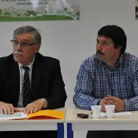 Michel Vergnier, président du groupe d'études élevage à l'Assemblée nationale , et Pascal Lerousseau, président de la FDSEA 23.