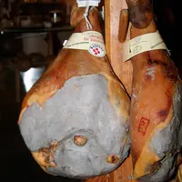 Jambon de Bayonne AOP.