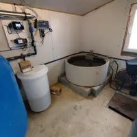 Au Gaec Sauthon, le traitement de l’eau est assuré par un filtrage et une décontamination par ultraviolets.