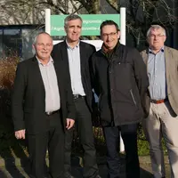 De gauche à droite : Dominique Graciet, président de la Chambre régionale Nouvelle-Aquitaine, Luc Servant, vice-président, Olivier Degos, directeur gé