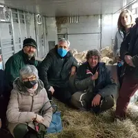 Départ du lot de blanches du Massif central pour l'Arménie en présence de Philippe Meunier, vice-président de la Région délégué aux partenariats inter